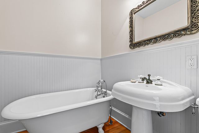 283 High Street, Ashland, OR 97520