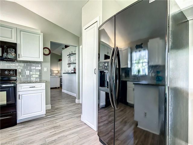 13633 ADMIRAL CT, Fort Myers, FL 33912