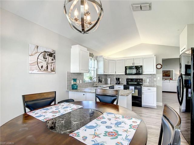 13633 ADMIRAL CT, Fort Myers, FL 33912