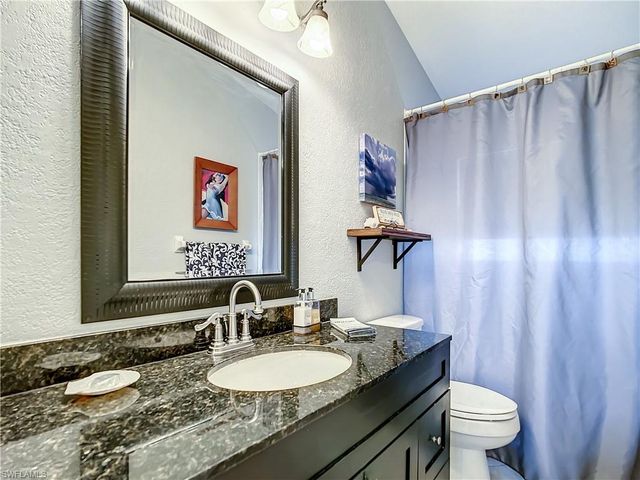 13633 ADMIRAL CT, Fort Myers, FL 33912