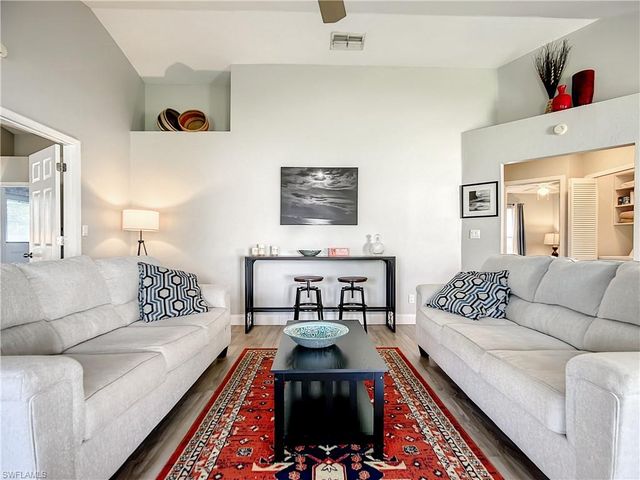 13633 ADMIRAL CT, Fort Myers, FL 33912