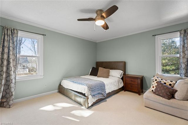 1382 Turkey Hill Road, Winston-salem, NC 27106