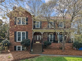 1382 Turkey Hill Road, Winston-salem, NC 27106