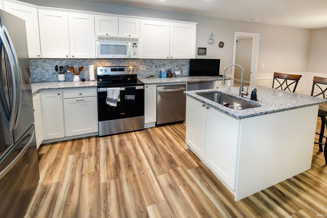 105 Temple Drive, Newburgh, IN 47630