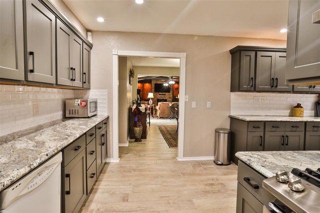 1410 SW 77th Terrace, Oklahoma City, OK 73159
