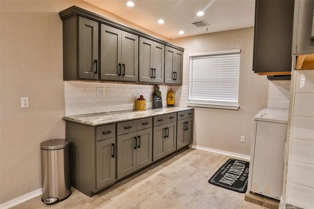1410 SW 77th Terrace, Oklahoma City, OK 73159