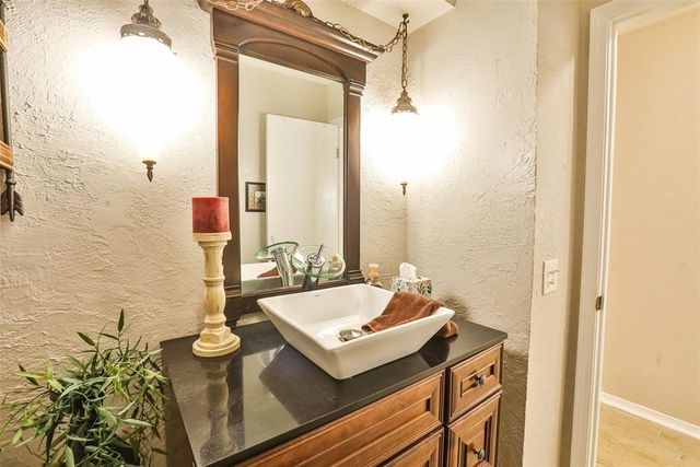 1410 SW 77th Terrace, Oklahoma City, OK 73159