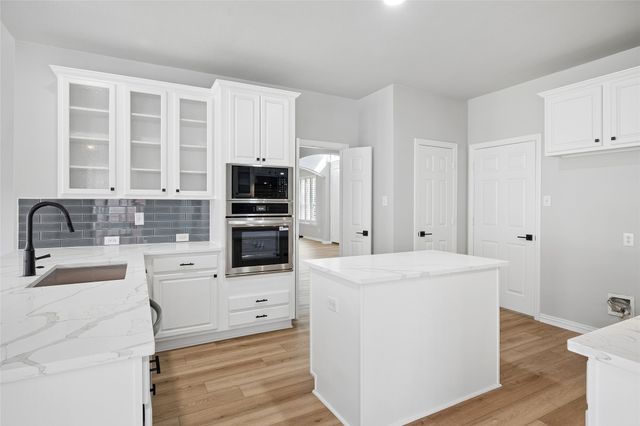 2986 Marchwood Drive, Highland Village, TX 75077