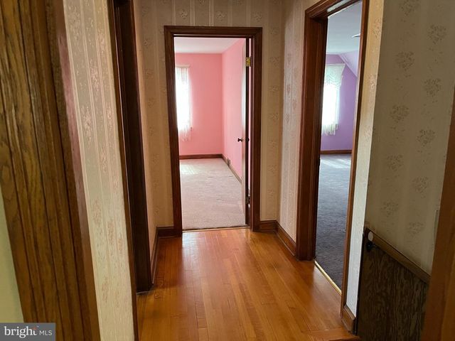 216 MARYLAND AVE, Hancock, MD 21750