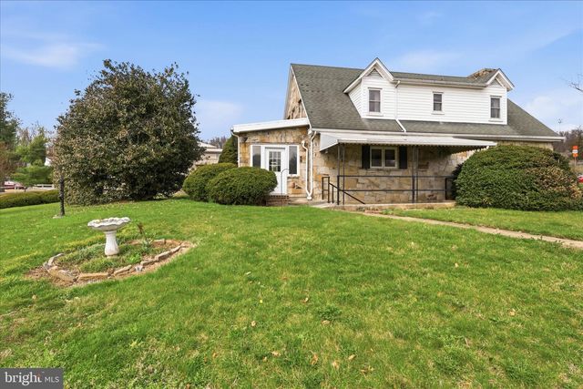 216 MARYLAND AVE, Hancock, MD 21750