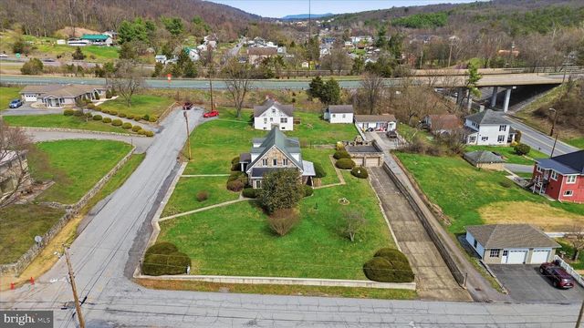 216 MARYLAND AVE, Hancock, MD 21750