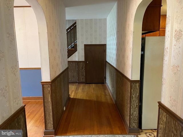 216 MARYLAND AVE, Hancock, MD 21750