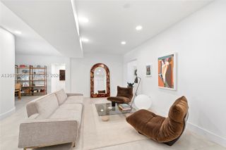 638 NE 141st St, North Miami, FL 33161
