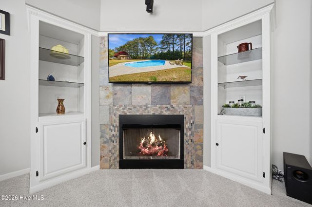 147 N Point Boulevard, Moyock, NC 27958