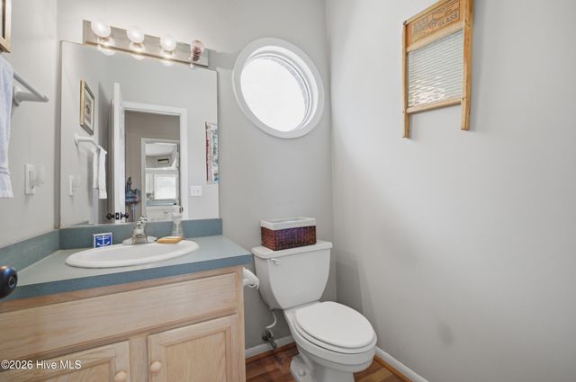 147 N Point Boulevard, Moyock, NC 27958