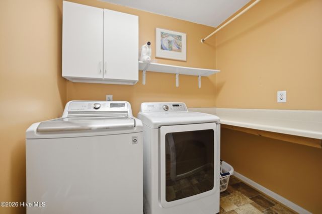 147 N Point Boulevard, Moyock, NC 27958