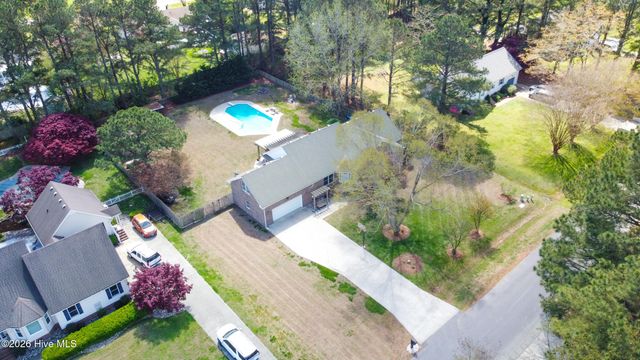 147 N Point Boulevard, Moyock, NC 27958