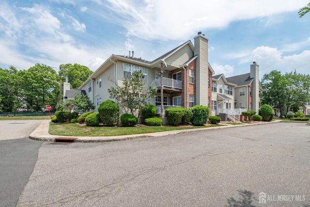 186 Barclay Court, Piscataway, NJ 08854
