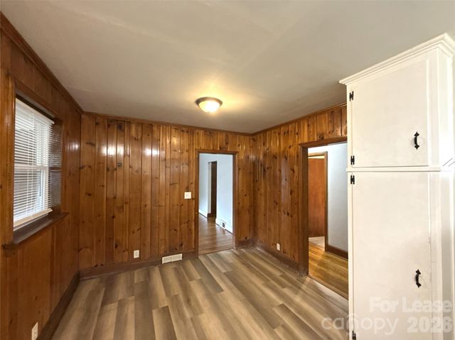 2000 Weststone Drive, Charlotte, NC 28208