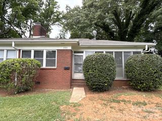 2000 Weststone Drive, Charlotte, NC 28208