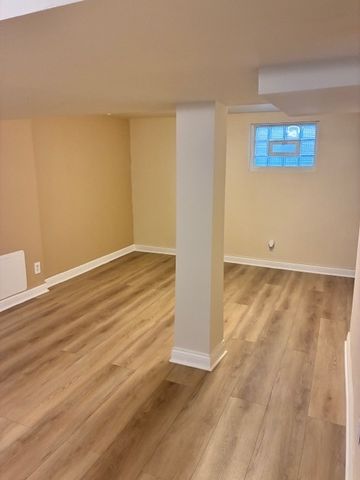 9919 S Wentworth Avenue, Chicago, IL 60628