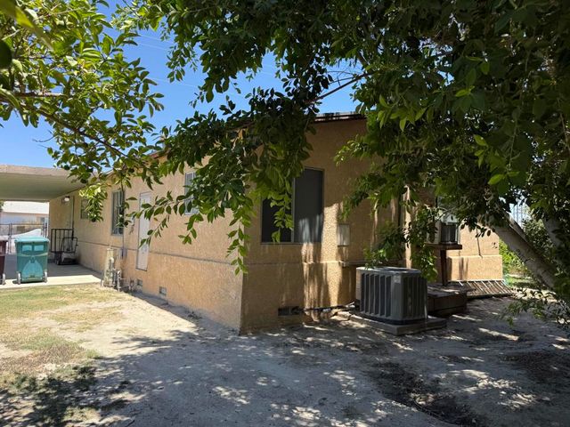86037 Palmeras Circle, Coachella, CA 92236