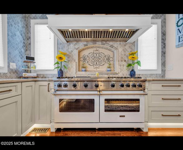9 Mehar Court, Jackson, NJ 08527