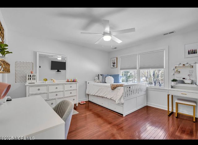 9 Mehar Court, Jackson, NJ 08527