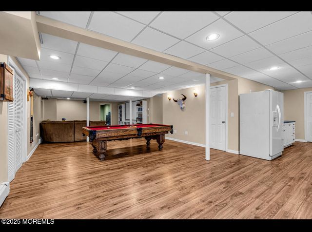 9 Mehar Court, Jackson, NJ 08527
