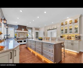 9 Mehar Court, Jackson, NJ 08527