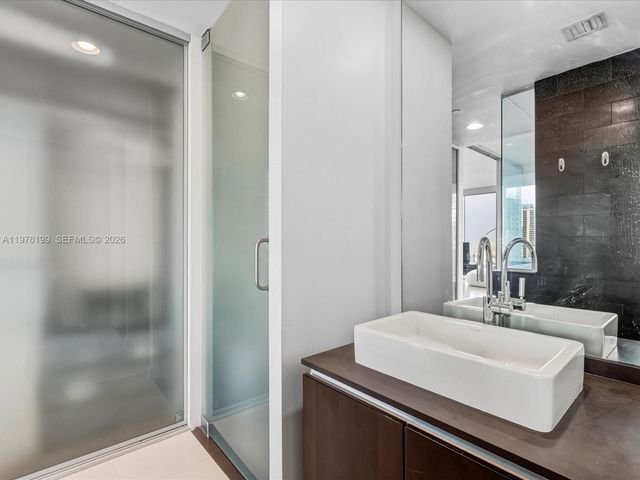 1040 Biscayne Blvd 1107, Miami, FL 33132