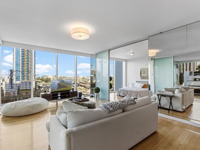 1040 Biscayne Blvd 1107, Miami, FL 33132