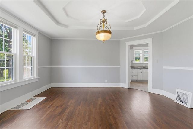 1307 Spruce Street, Leavenworth, KS 66048