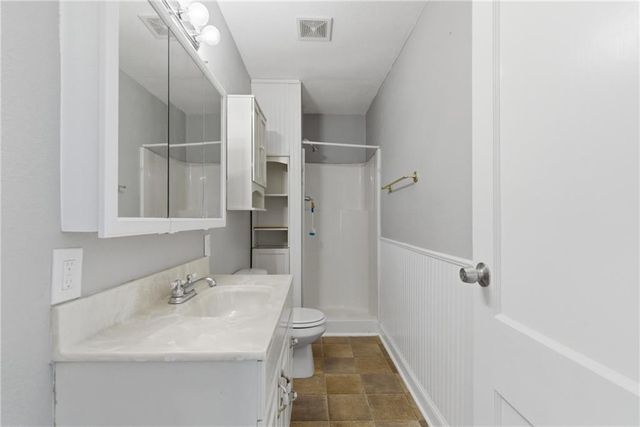 1307 Spruce Street, Leavenworth, KS 66048