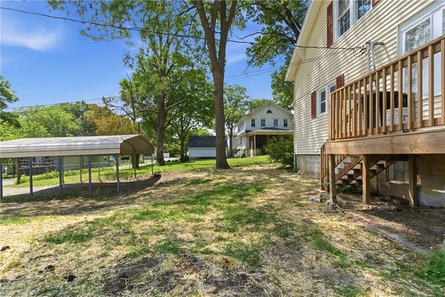 1307 Spruce Street, Leavenworth, KS 66048