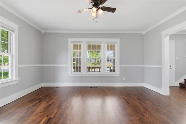 1307 Spruce Street, Leavenworth, KS 66048
