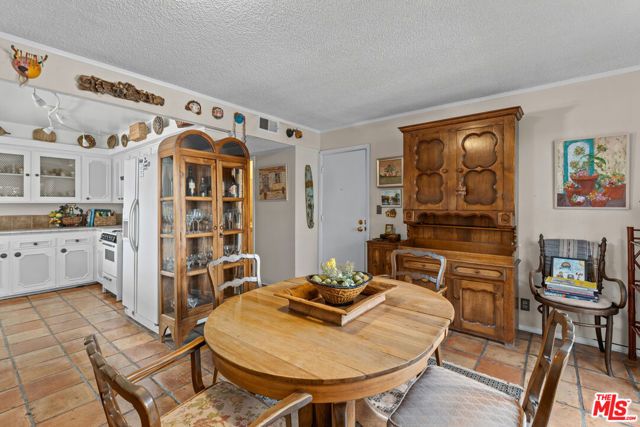 3620 Pacific Avenue 2, Los Angeles, CA 90292