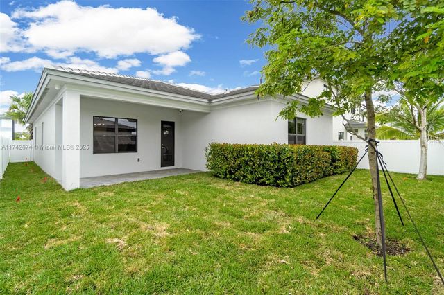 4577 SW 174th Ave, Miramar, FL 33029