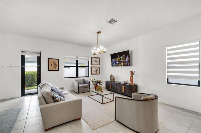 4577 SW 174th Ave, Miramar, FL 33029