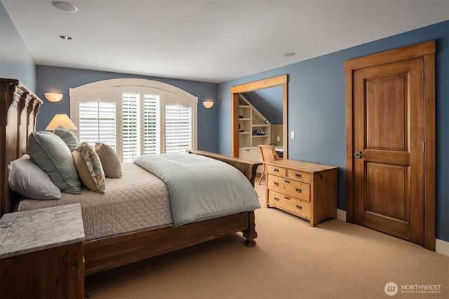 20530 SE 19th Street, Sammamish, WA 98075