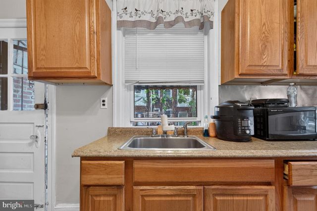 709 W WINGOHOCKING ST, Philadelphia, PA 19140