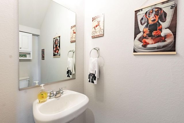 840 Mineral Wells Lane, College Station, TX 77845