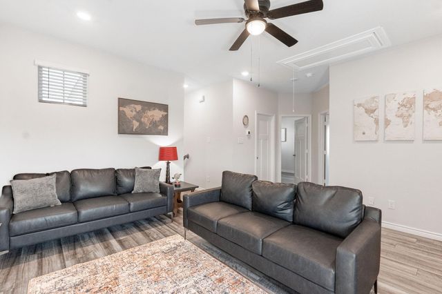 840 Mineral Wells Lane, College Station, TX 77845