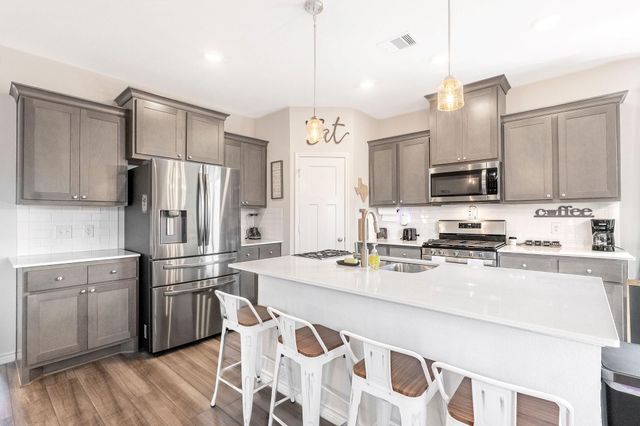 840 Mineral Wells Lane, College Station, TX 77845