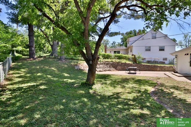 1805 N 78 Street, Omaha, NE 68114