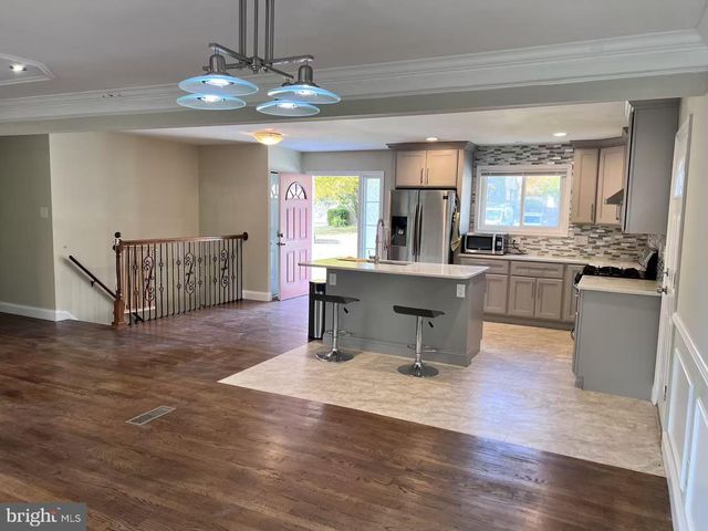 4106 SOUTHEND RD, Rockville, MD 20853