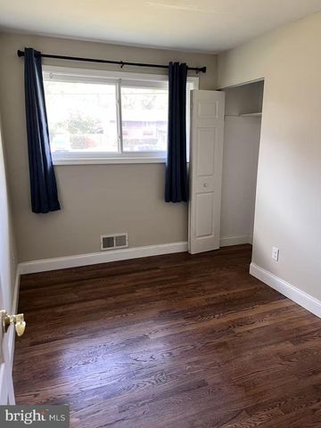 4106 SOUTHEND RD, Rockville, MD 20853