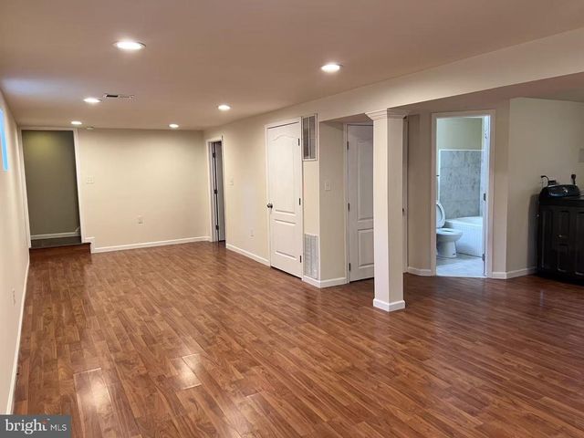 4106 SOUTHEND RD, Rockville, MD 20853