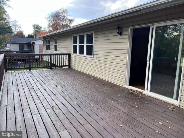 4106 SOUTHEND RD, Rockville, MD 20853