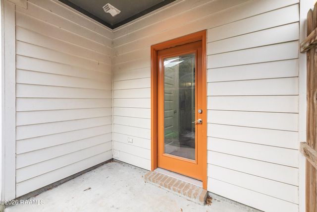 209 Highland Park Lane, Lafayette, LA 70508